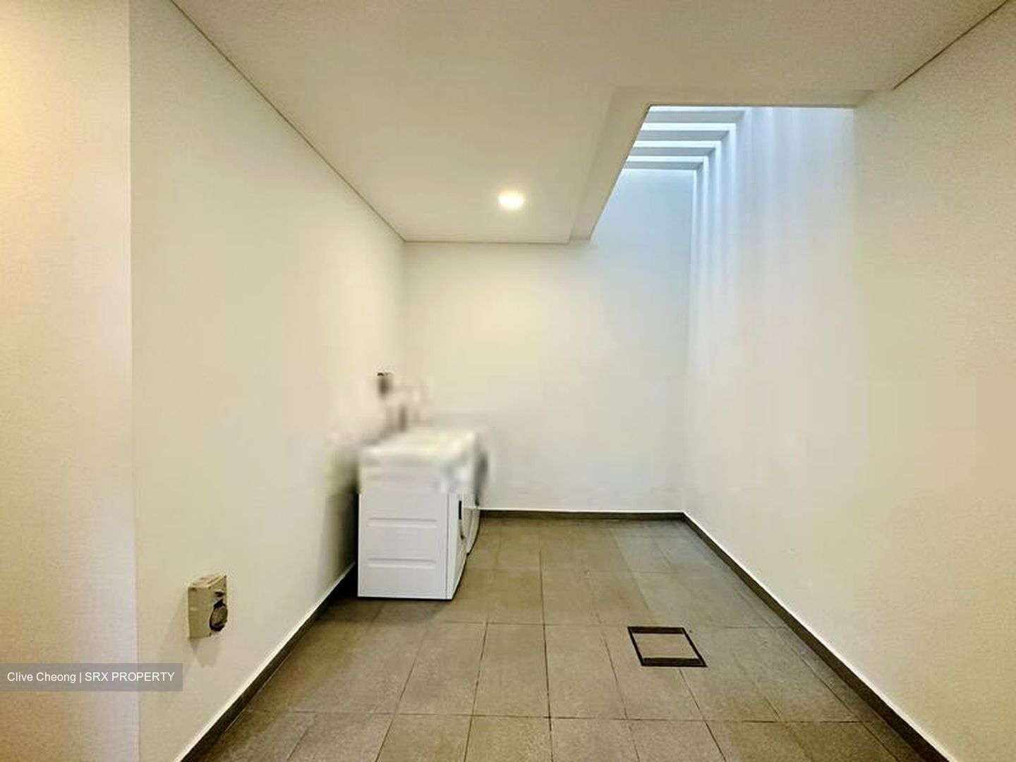 Palms @ Sixth Avenue (D10), Terrace #425961881